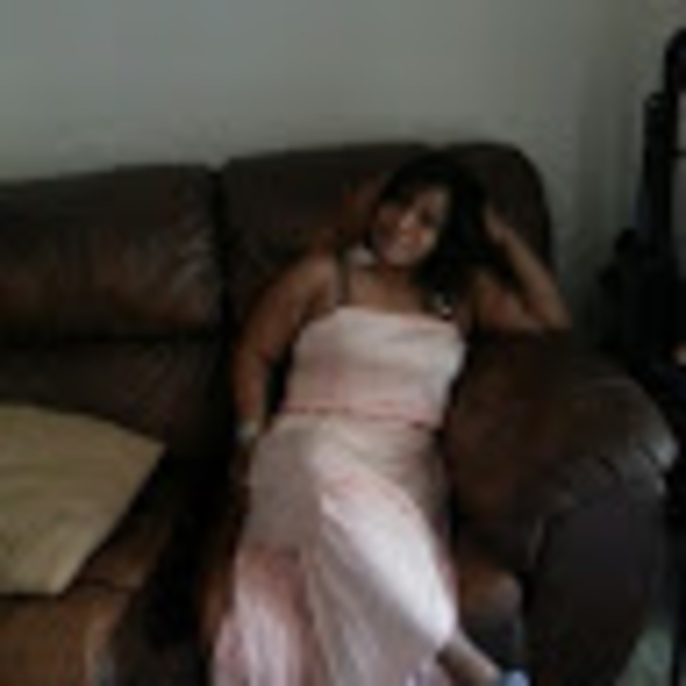 Meet your Posher, Phara